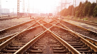 Elektrifizierung von Bahnstrecken Elektrifizierung von Bahnstrecken