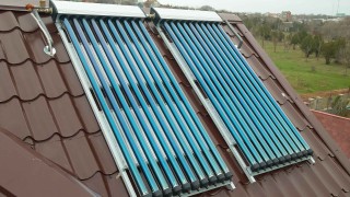 Solarthermie Solarthermie: Solarthermieanlage auf dem Dach
