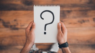badenova Fragen und Antworten badenova Fragezeichen auf Papier
