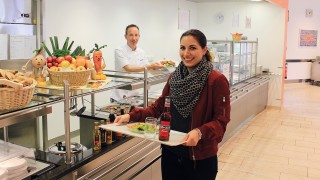 Leicht & Lecker: Da Essen im Betriebsrestaurant der badenova in Freiburg.
Hier sind auch externe Gäste immer willkommen.